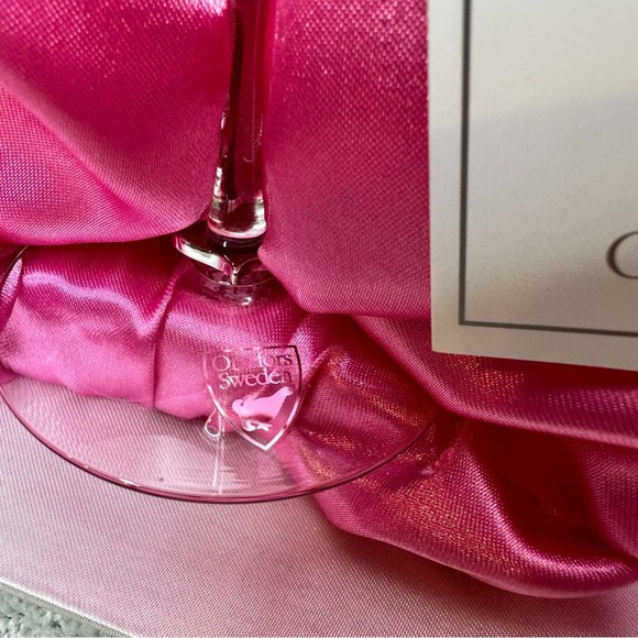 Orrefors Crazy Heart Efva Atting 2 Champagne Flutes - Picture 9 of 10